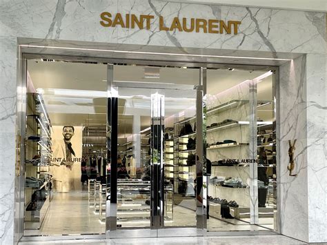 yves saint laurent boutique monaco|Saint Laurent, 5B Av. Princesse Alice, Phone +377 93 25 01 32.